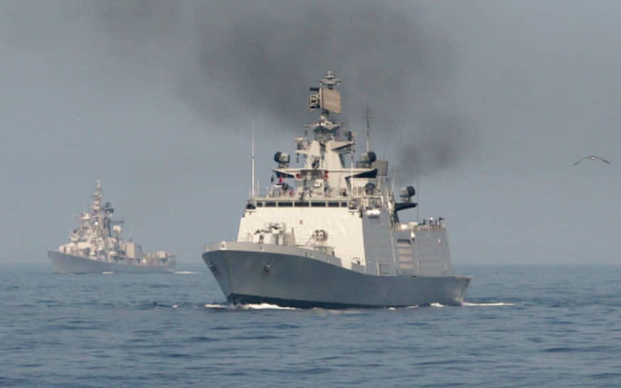 Фрегат УРО ВМС Индии «Шивалик»
