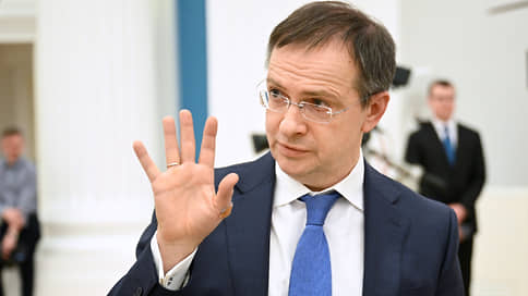 ТАСС: делегация России прибыла в Стамбул для переговоров с Украиной