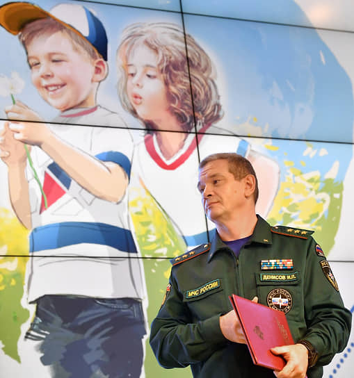 Илья Денисов