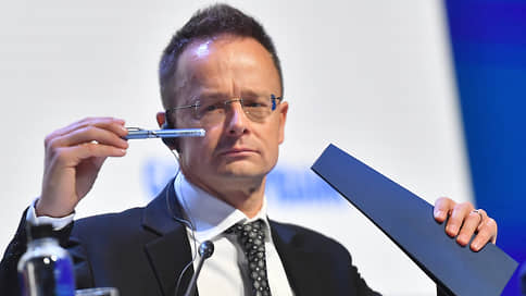 Венгрия и Словакия наложили вето на план ЕК по отказу от энергоносителей России