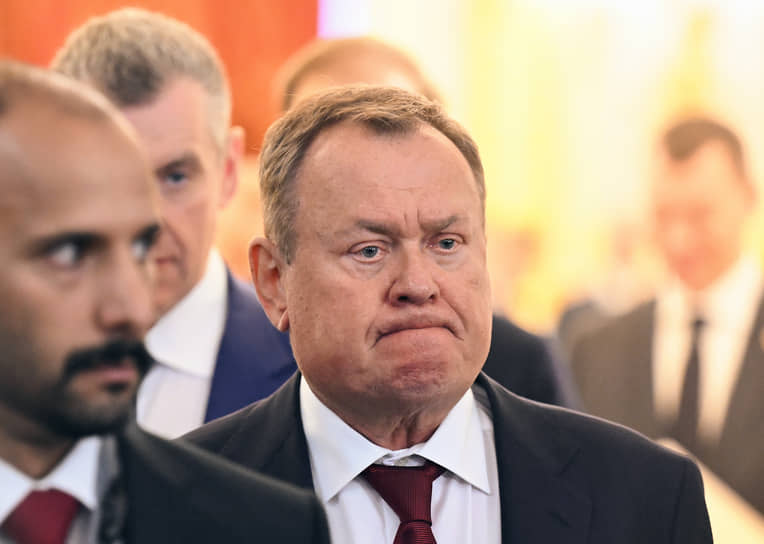 Андрей Костин