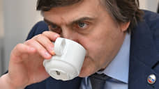 Глава Минпросвещения назвал фейком фото его поздравления с ошибкой в слове