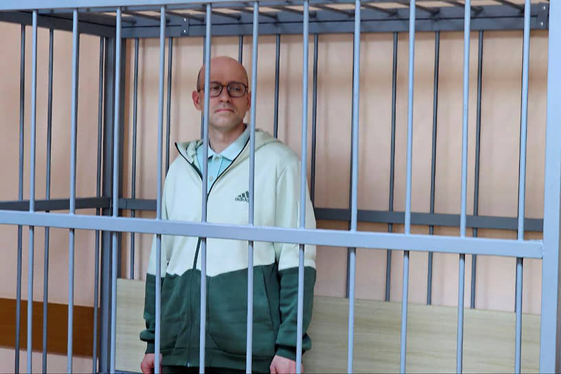 Евгений Никонов в зале суда