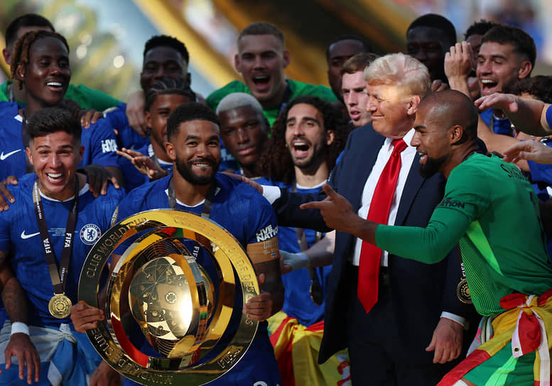 Дональд Трамп с игроками «Челси»