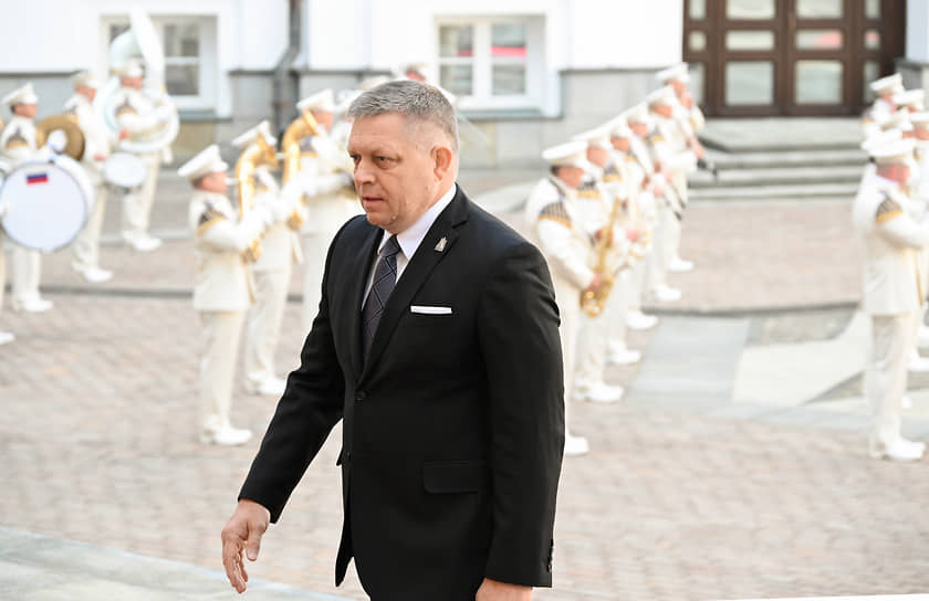 Роберт Фицо