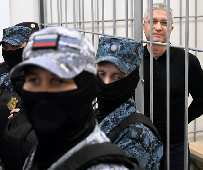 Тимур Иванов в зале суда