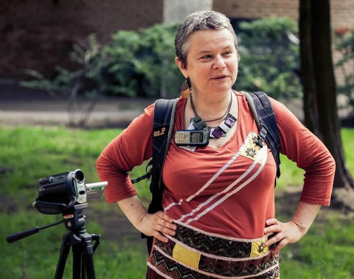 Елена Попова