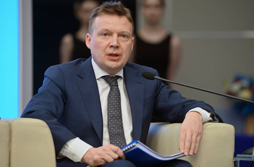 Антон Глушков