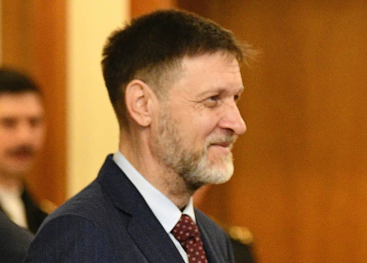 Михаил Петраков