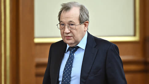 Путин присвоил президенту РАН Красникову звание Героя Труда