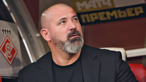 Тренер Спартака Станкович дисквалифицирован на месяц за оскорбление судьи