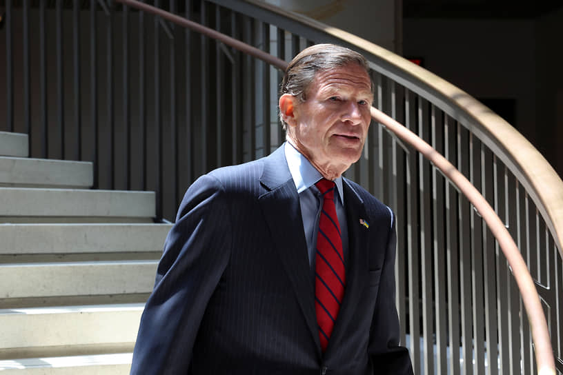 Сенатор-демократ Ричард Блюменталь