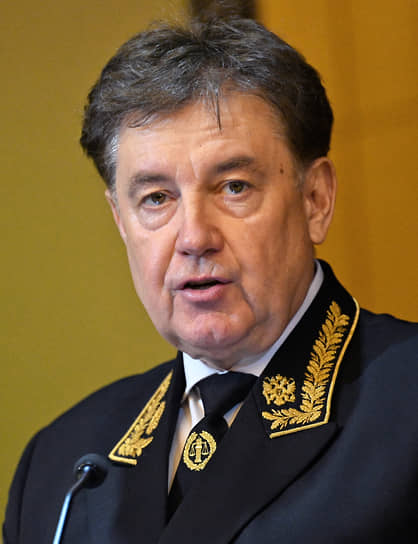 Виктор Момотов