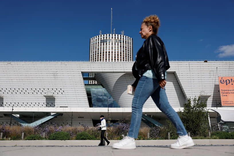 Отель Hyatt Regency, возле которого было найдено тело посла ЮАР во Франции