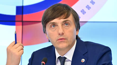 Кравцов: единые учебники введут во всех российских школах к 2028 году