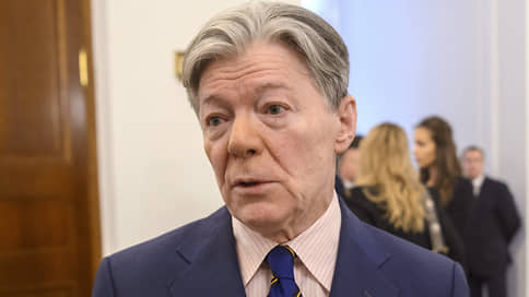 Актер Александр Збруев госпитализирован в НИИ имени Склифосовского