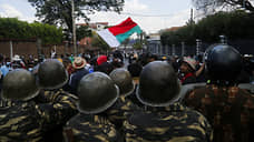 Jeune Afrique: президент Мадагаскара Радзуэлина покинул столицу из-за протестов