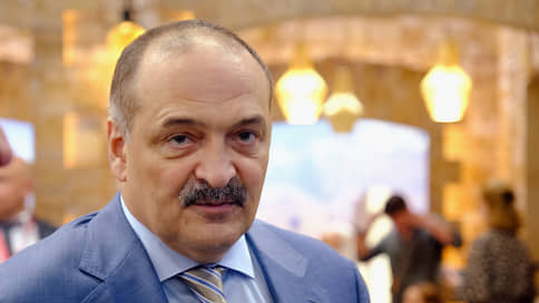 Меликов попросил Думу включить Дагестан в эксперимент по запрету продажи вейпов