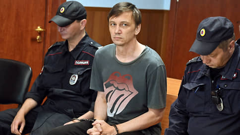 Лидеру рок-группы Пасека Медведкину запросили 17 лет за убийство