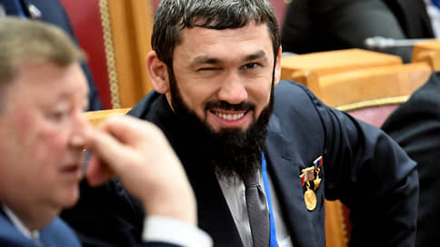 Глава Ингушетии наградил премьера Чечни за помощь участникам СВО