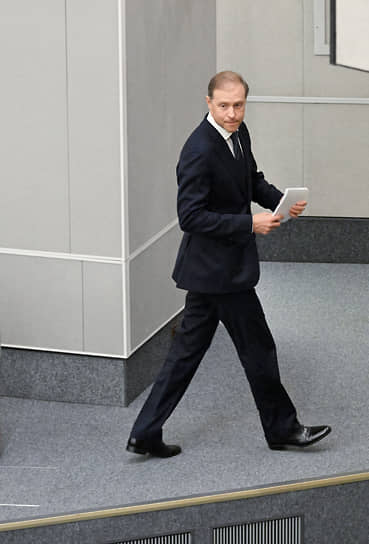 Первый вице-премьер Денис Мантуров