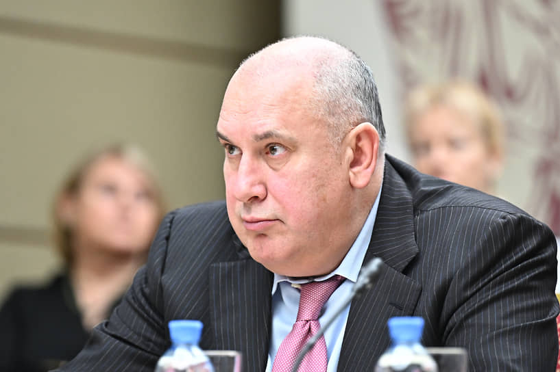 Алексей Серегин