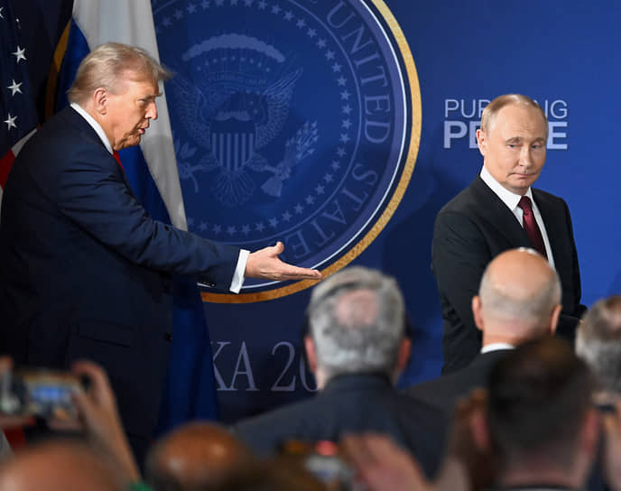 Дональд Трамп и Владимир Путин на Аляске