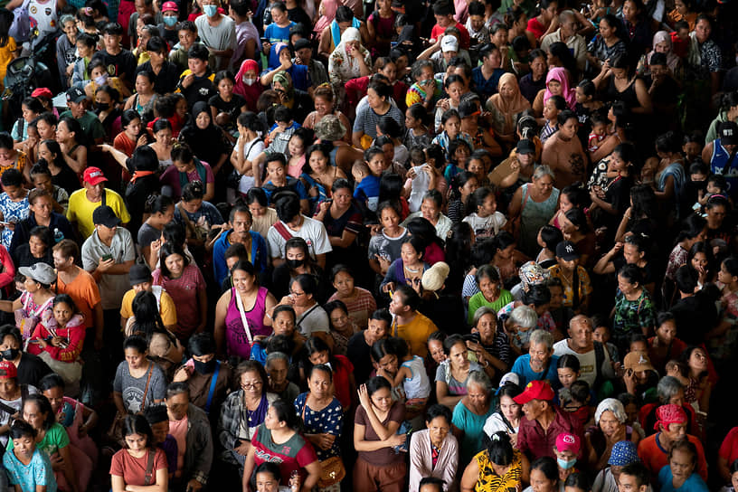 Эвакуация жителей Филиппин накануне прихода тайфуна «Фунг-Вонг»