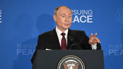 Путин объяснил паузу в переговорном процессе после Анкориджа // Путин впервые прокомментировал мирный план Трампа