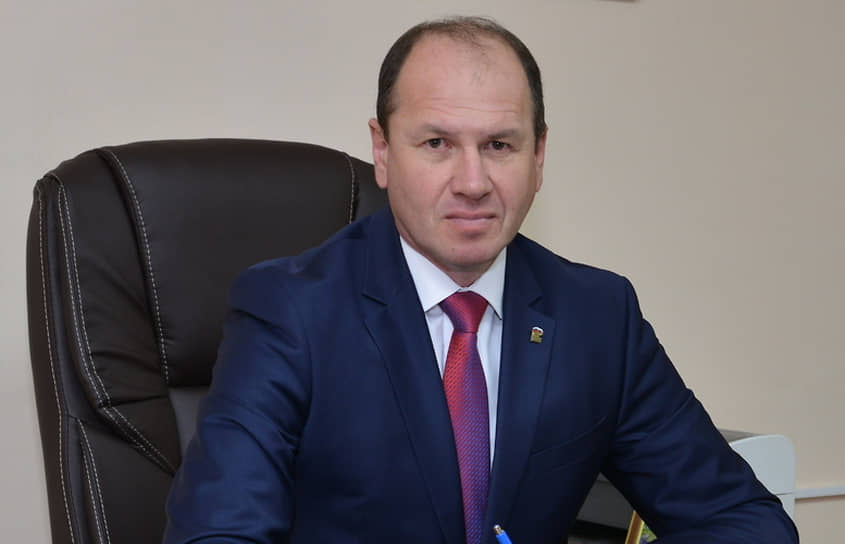 Глава Сакского района Крыма Владислав Хаджиев