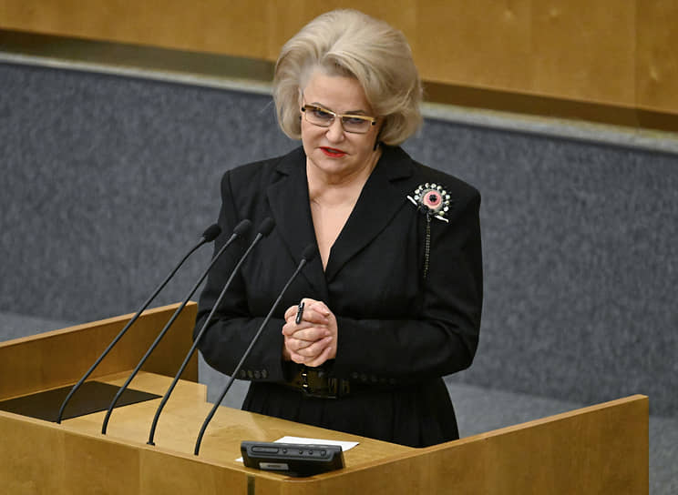 Председатель комитета Госдумы по защите семьи, вопросам отцовства, материнства и детства Нина Останина