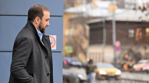 Суд освободил от уголовного наказания бывших топ-менеджеров Мечел