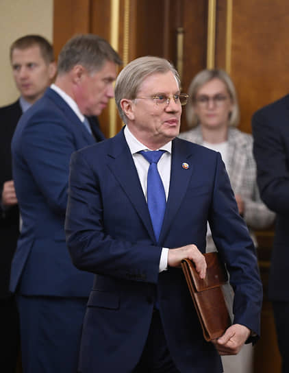 Виталий Савельев