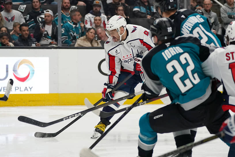 Александр Овечкин (номер 8)