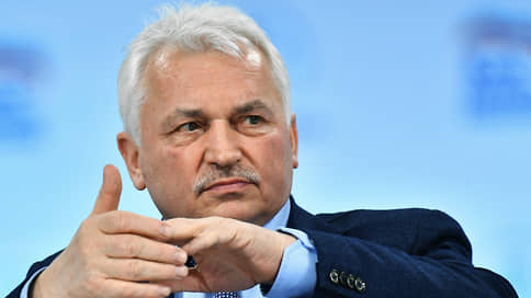 Российским самбистам разрешили выступать под национальным флагом