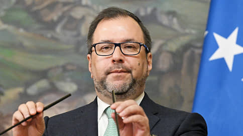 Венесуэла заявила о полном контроле над воздушным пространством