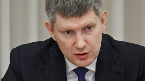 Решетников призвал ускорить запуск безвизового режима с Индией // Решетников: необходимо запустить безвизовые групповые поездки между Индией и РФ