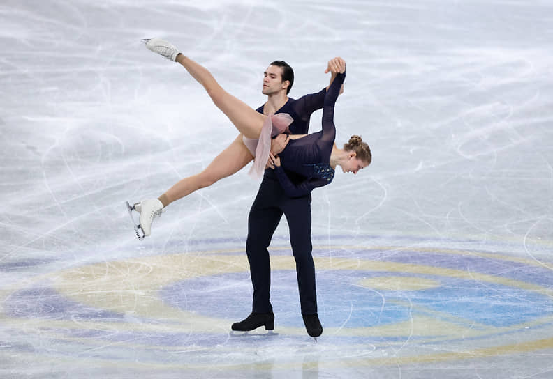 Фигуристы Минерва Фабьенн Хазе и Никита Володин