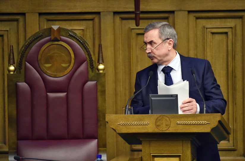 Петр Серков