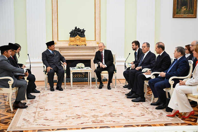Прабово Субианто и Владимир Путин на встрече в Кремле