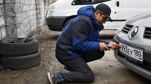 ГИБДД напомнила о дедлайне в новых регионах для смены номеров машин на российские