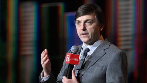 Кравцов предложил найти середину в использовании электронных учебников в школах