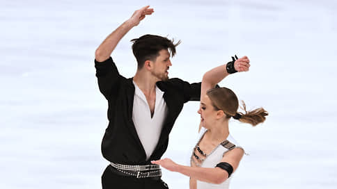 Степанова и Букин лидируют после исполнения ритм-танца на чемпионате России