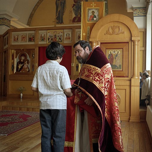Современному священнику нужно разговаривать с людьмина их уровне, считает отец Георгий