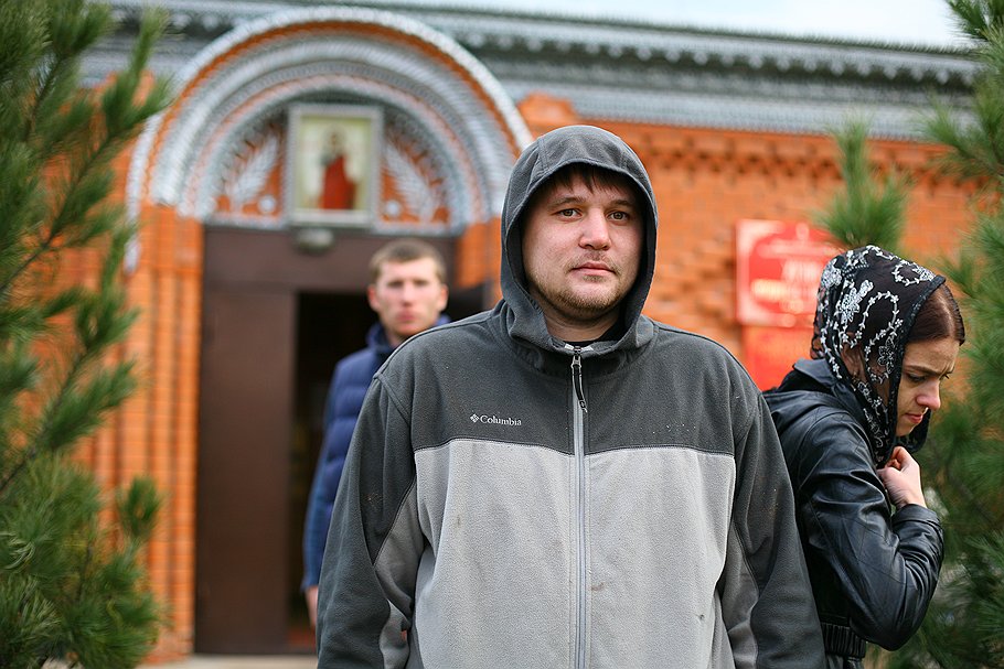 К бою против Энди Костелло российский шахбоксер Николай Сажин готовился в церкви 