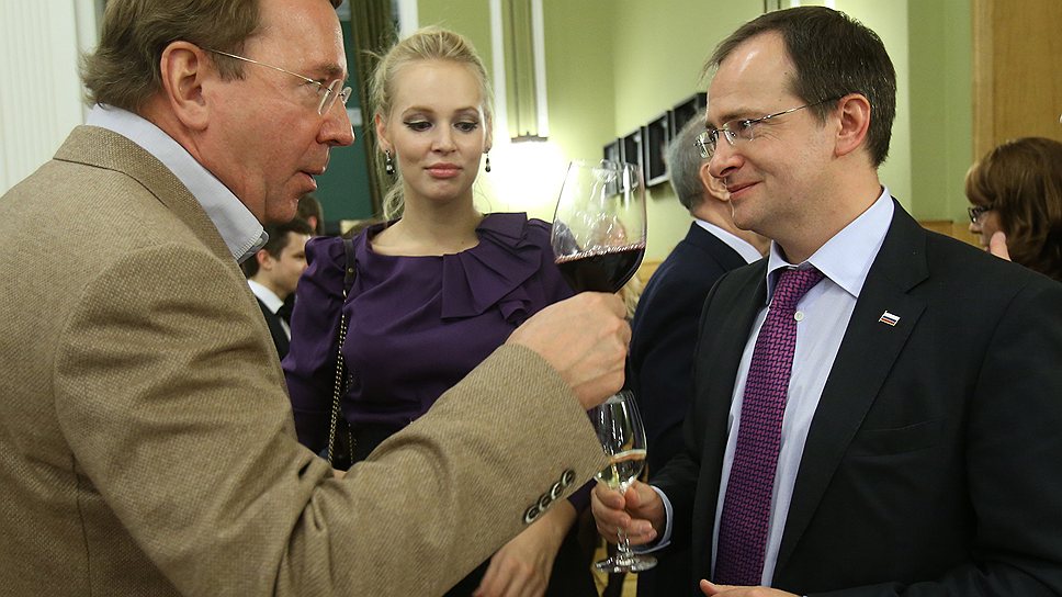 Управляющий делами президента Владимир Кожин и министр культуры РФ Владимир Мединский 