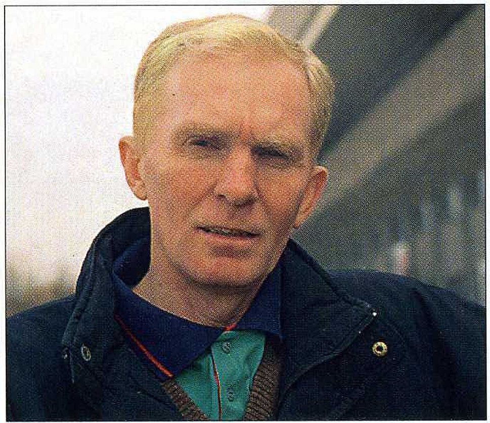 &lt;b>1997 &lt;/b>&lt;br>Александр Пашков, в прошлом — динамовский вратарь, олимпийский чемпион, в &quot;Огоньке&quot; (N 19 за 1997 год) написал о том, как выигрывать чемпионаты мира, когда лучшие хоккеисты уехали в НХЛ. Рецепт был советским: &quot;создать команду единомышленников&quot;. 
