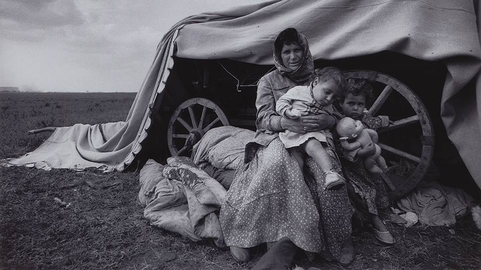 Ляля Кузнецова. Серия из цикла &quot;Цыгане&quot;. Уральск, 1979 год