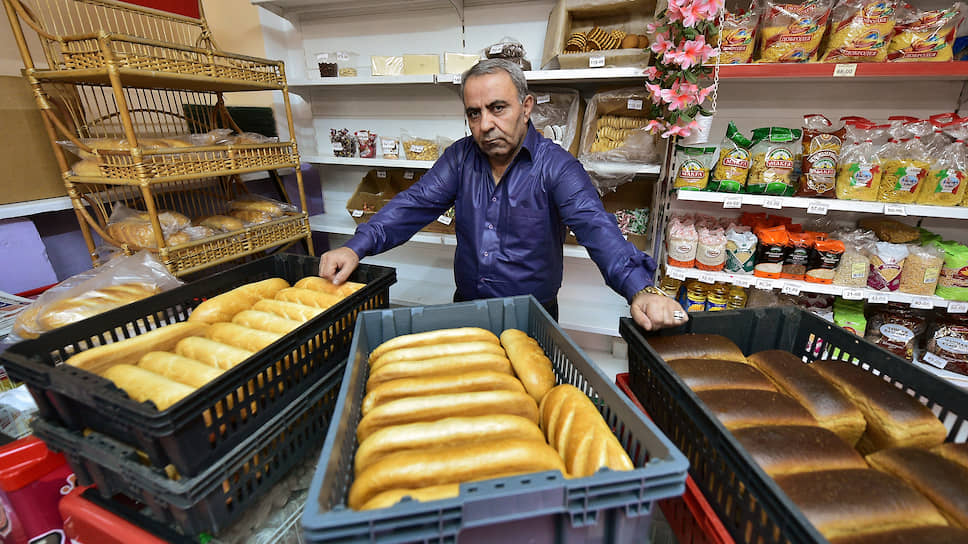Мамуд Шавершян воодушевил своим примером многих предпринимателей в России, которые
тоже стали бесплатно раздавать хлеб нуждающимся