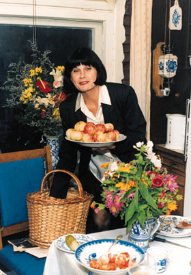 ЛЕДИ В КРАСНОМ (ЧАСТЬ 17 - И ВНОВЬ КРАСНО ОТ ПЕСТРОТЫ НАРЯДОВ). Обсуждение на Li